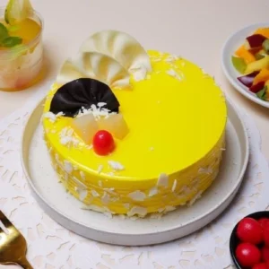 Fluffy round pineapple cake