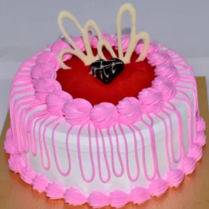 Strawberry Iconic Cake